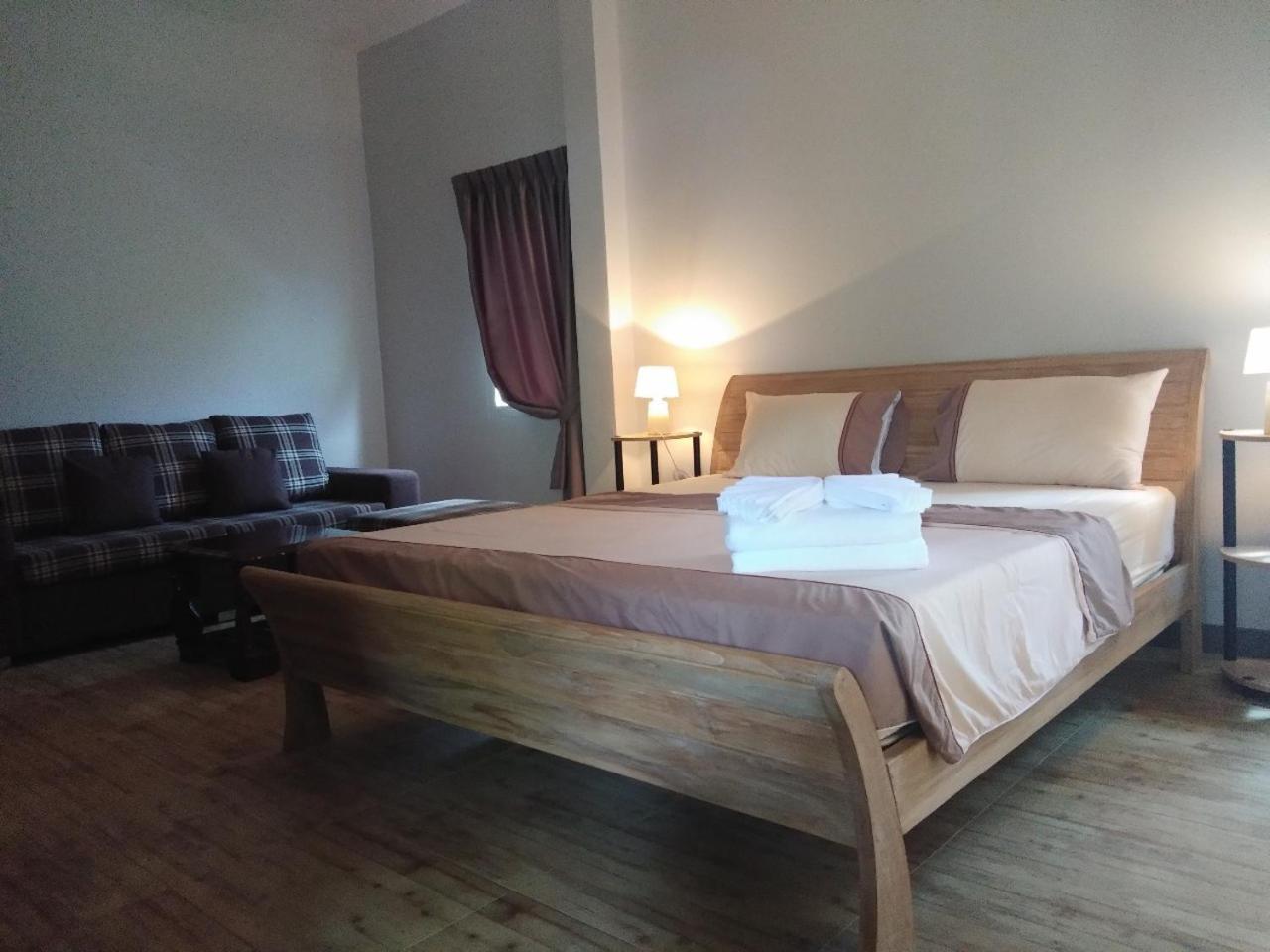 La Maison Ya Nui Resort Phuket Rawai Kültér fotó
